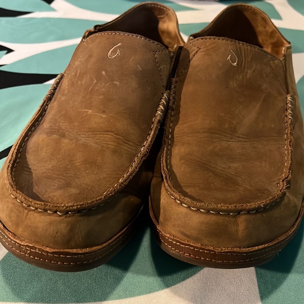 Only worn for 1 year for Speech and Debate. Great condition